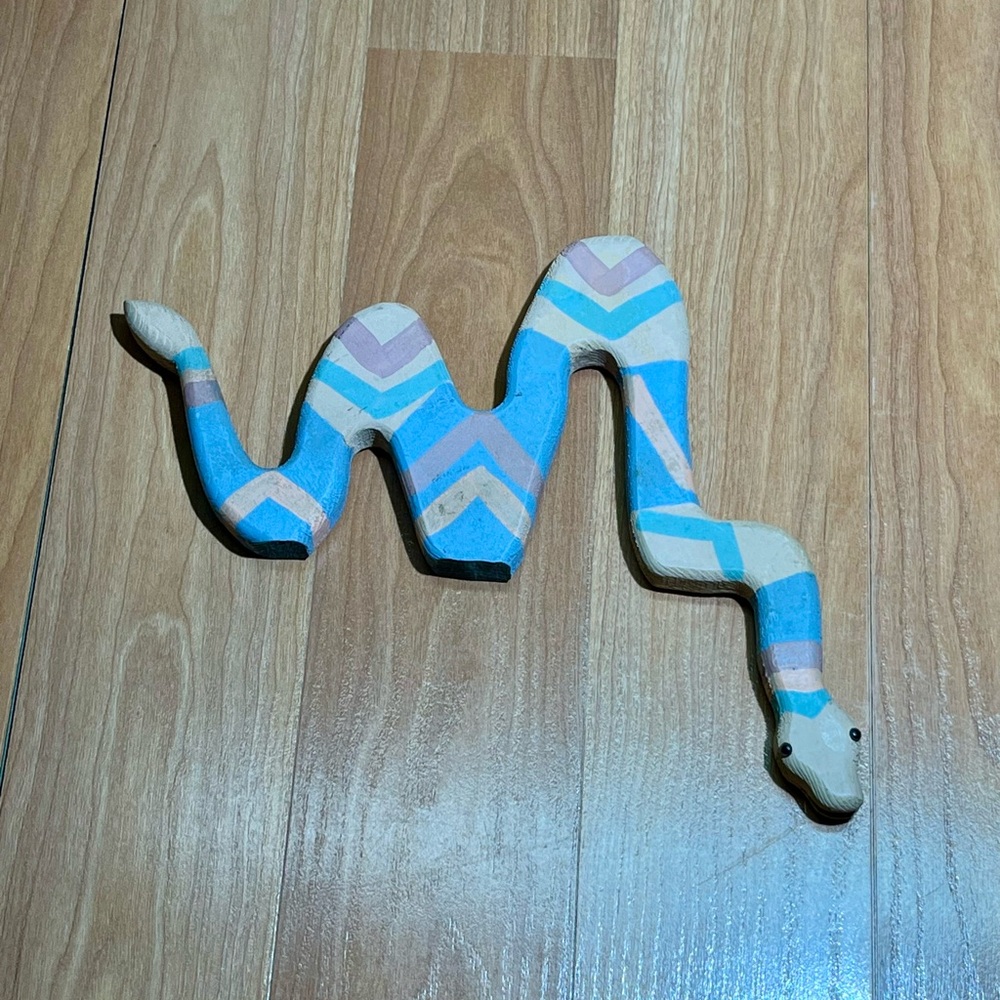 Wooden Folk Art Snake, Southwest Decoration, vintage 90’s - Picture 4 of 15